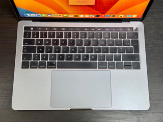 MacBook Pro 13" 2017 Touch Bar i5 3.1Ghz 8GB ram 256GB SSD Space Grey foto 5