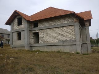 Se vinde casa situata în suburbia mun. Chisinau (10 KM) foto 1