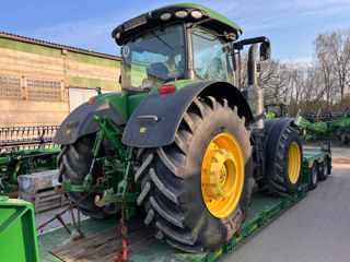 John deere 7310R  foto 2