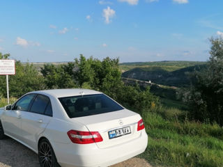 Mercedes E-Class foto 3