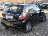 KIA Rio foto 2