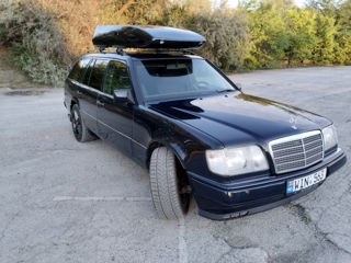 Mercedes Series (W124) foto 2