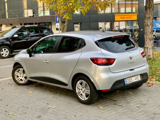 Renault Clio foto 4