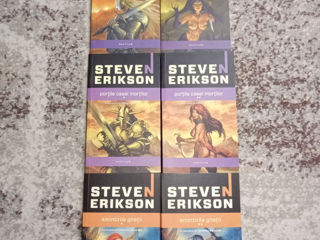 Cronicile Malazane de Steven Erikson