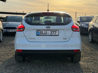 Ford Focus foto 5