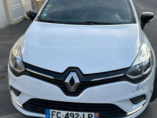 Renault Clio foto 6