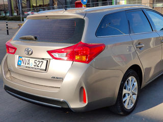 Toyota Auris foto 5