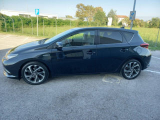 Toyota Auris foto 3