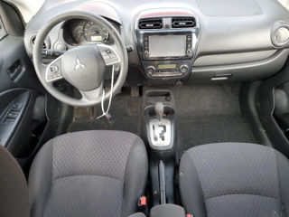 Mitsubishi Mirage foto 9