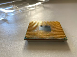 RYZEN 3 2200G foto 2