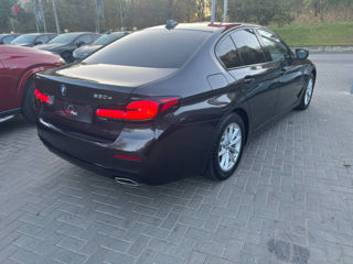 BMW 5 Series foto 3