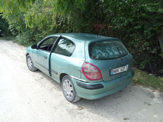 Nissan Almera foto 2