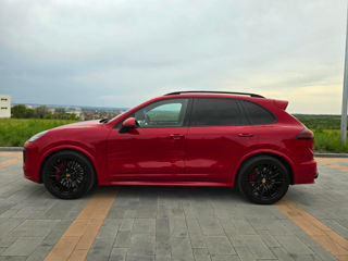 Porsche Cayenne foto 2