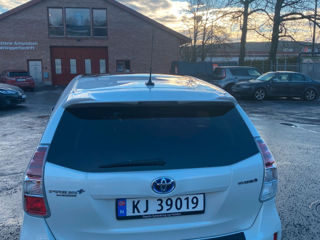 Toyota Prius + foto 5