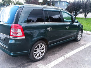 Opel Zafira foto 6