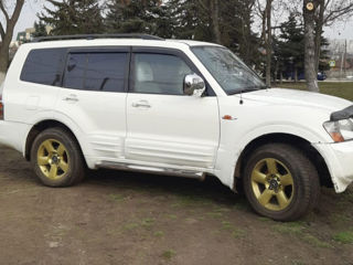 Mitsubishi Pajero foto 5