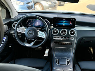 Mercedes GLC foto 8