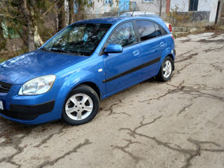 KIA Rio foto 2