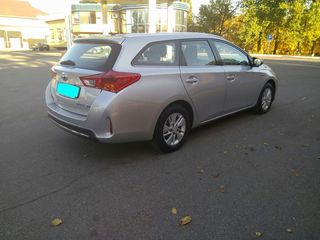 Toyota Auris foto 4