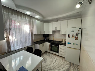 Casa mare cu mansarda nefinisata foto 0