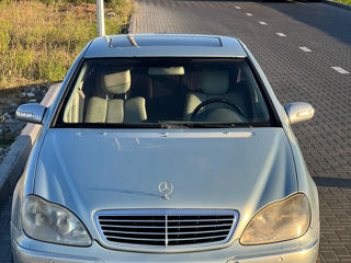 Mercedes S-Class foto 1