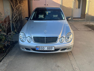 Mercedes E-Class foto 4