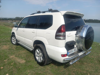 Toyota Land Cruiser Prado foto 4