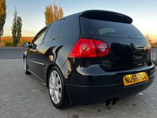 Volkswagen Golf foto 3