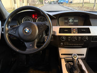 BMW 5 Series foto 8