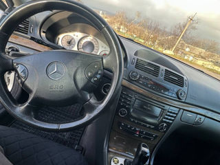 Mercedes E-Class foto 6