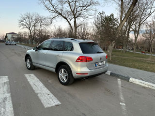 Volkswagen Touareg foto 5