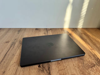 MacBook Pro 14 M3 Max foto 5