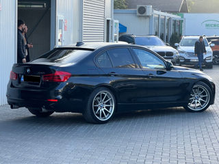 BMW 3 Series foto 3