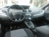 Renault Grand Scenic foto 8