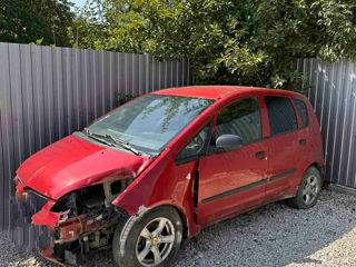 Mitsubishi Colt. На Зап части foto 2