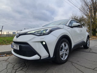 Toyota C-HR foto 8