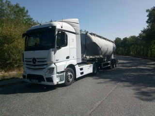 Mercedes Actros 1842