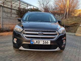 Ford Kuga foto 3