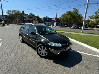 Renault Megane foto 3