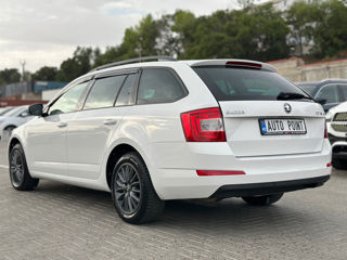 Skoda Octavia foto 4