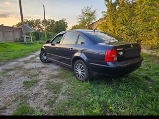 Volkswagen Passat foto 3