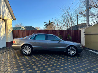 Audi A8 foto 7