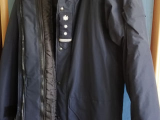 Продам униформу офицера полиции, куртку осенне-зимнюю, плащ офицерский foto 4