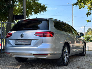 Volkswagen Passat foto 8