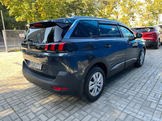 Peugeot 5008 foto 4