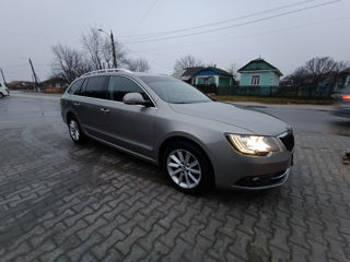 Skoda Superb foto 7