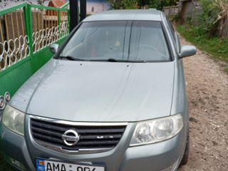 Nissan Sunny foto 1