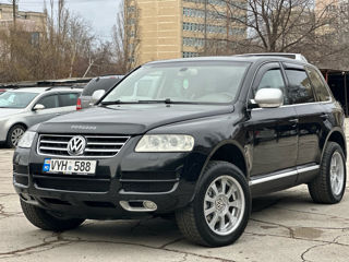 Volkswagen Touareg foto 3