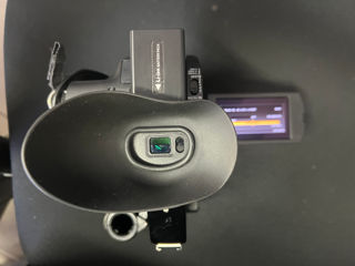 Видеокамера Sony PXW-X70 фото 3