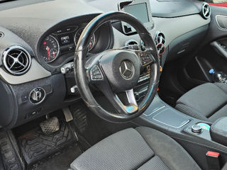 Mercedes B-Class foto 8